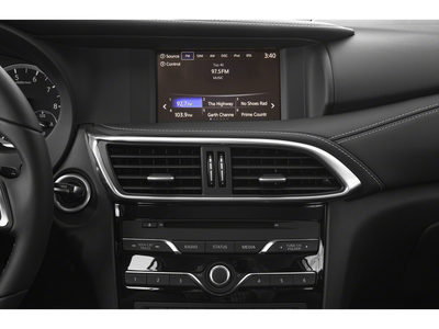 2019 INFINITI QX30 LUXE