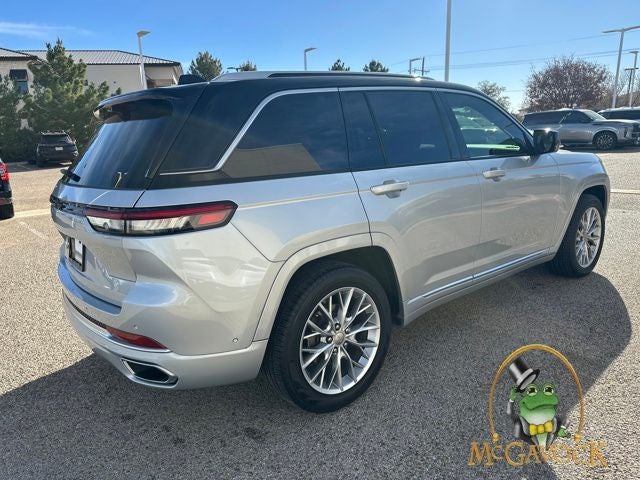 2023 Jeep Grand Cherokee Summit