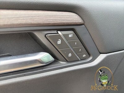 2025 GMC Acadia Denali