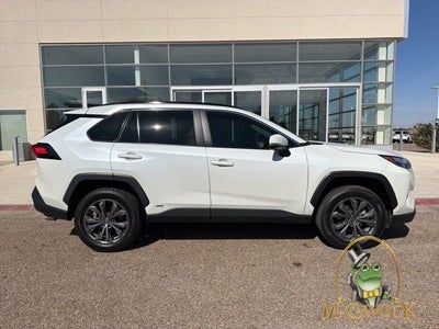 2022 Toyota RAV4 Hybrid XLE Premium