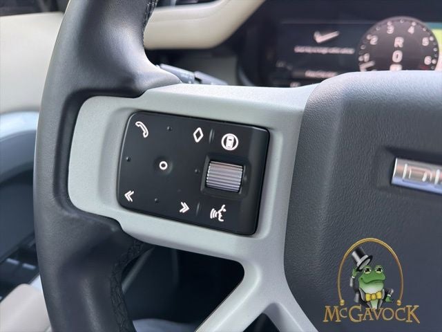 2024 Land Rover Defender 130 X-Dynamic SE