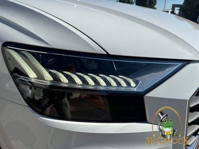 2022 Audi Q8 55 Premium Plus quattro