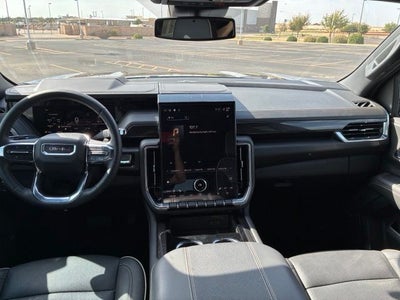 2025 GMC Yukon Elevation