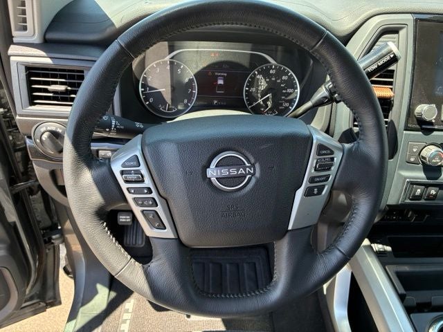 2024 Nissan Titan SV