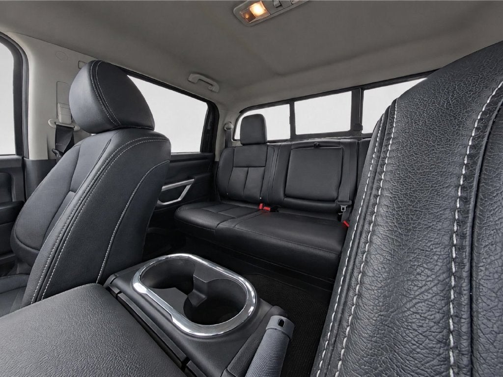 2024 Nissan Titan XD SV