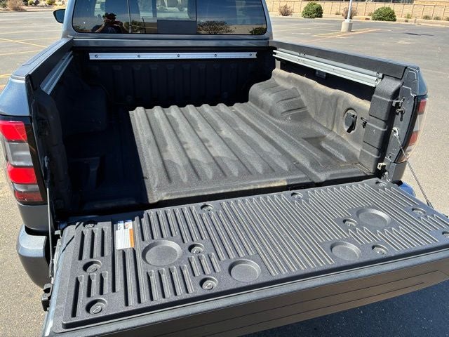 2024 Nissan Frontier SL