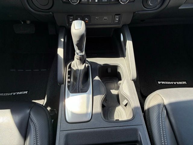 2024 Nissan Frontier SL