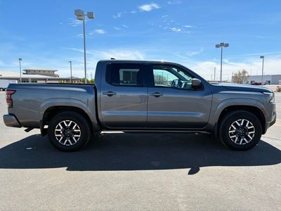 2024 Nissan Frontier SL