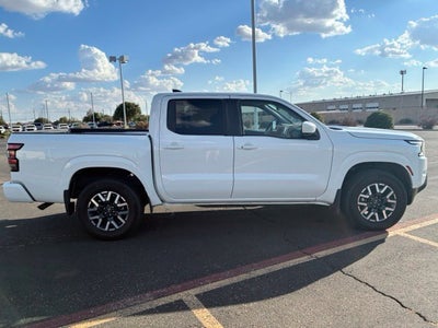 2024 Nissan Frontier SL