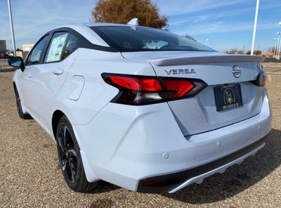 2023 Nissan Versa 1.6 SR