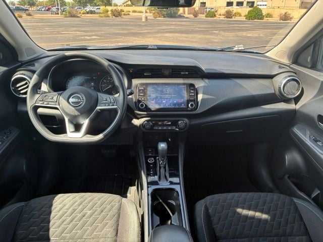 2022 Nissan Kicks SV