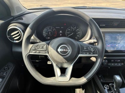 2022 Nissan Kicks SV