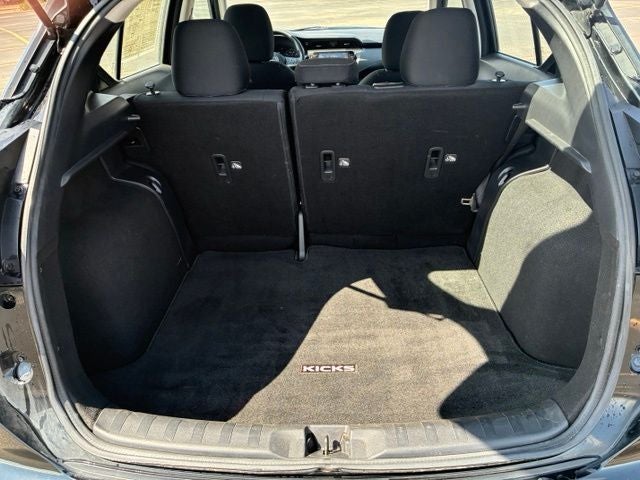 2022 Nissan Kicks SV