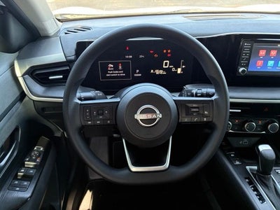 2025 Nissan Kicks S