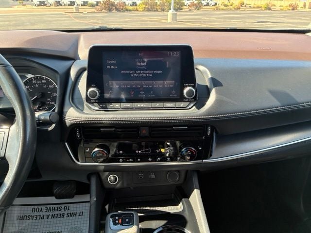 2022 Nissan Rogue SV