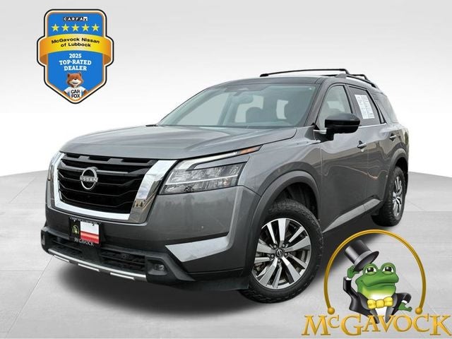 2022 Nissan Pathfinder SL