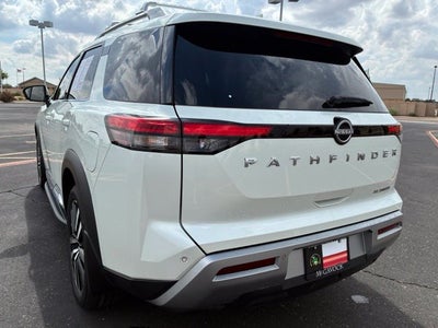 2023 Nissan Pathfinder Platinum