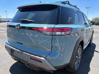 2026 Nissan Pathfinder Platinum