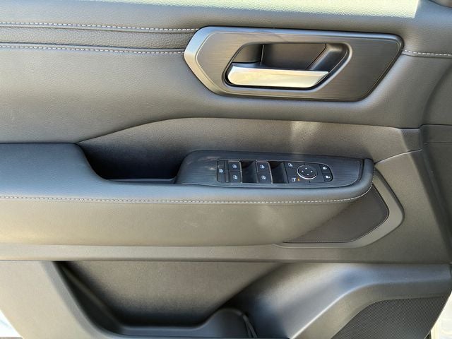 2026 Nissan Armada SV