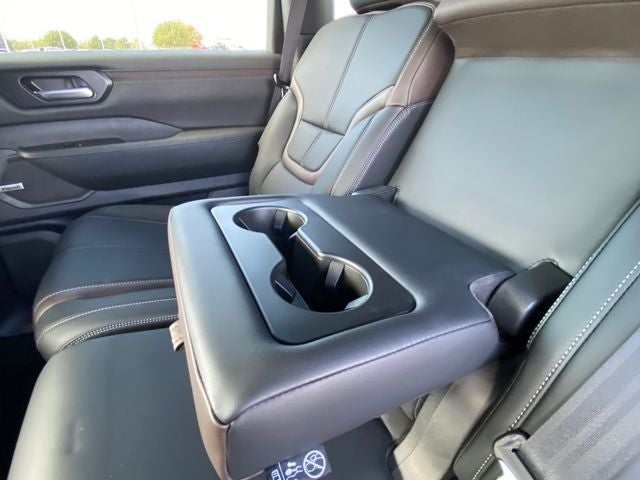 2025 Nissan Armada SL