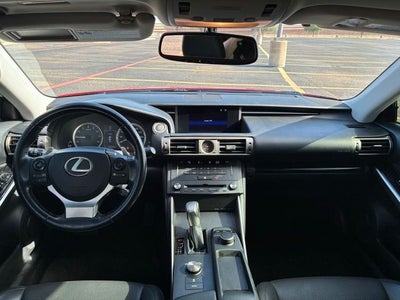 2016 Lexus IS 200t