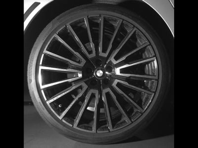 2025 BMW 7 Series 760i xDrive