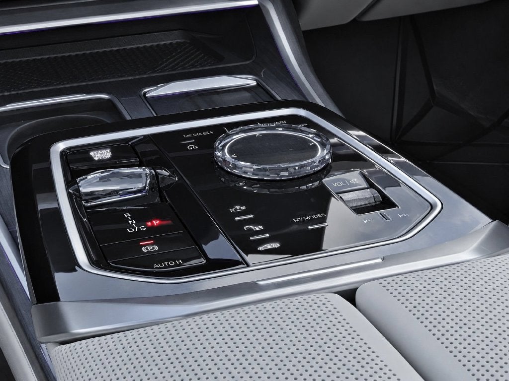 2025 BMW 7 Series 760i xDrive