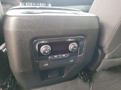 2024 Chevrolet Suburban LS