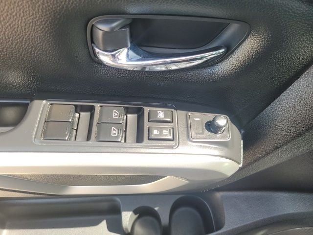 2022 Nissan Titan SV