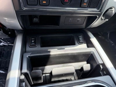 2020 Nissan Titan SV