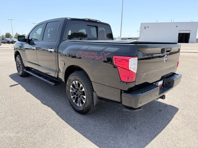 2020 Nissan Titan SV