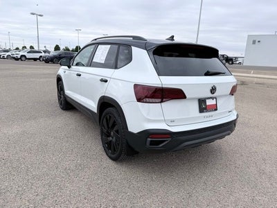 2024 Volkswagen Taos 1.5T SE