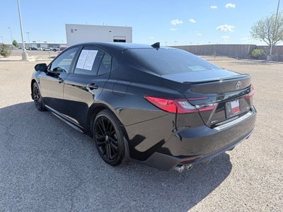 2025 Toyota Camry SE