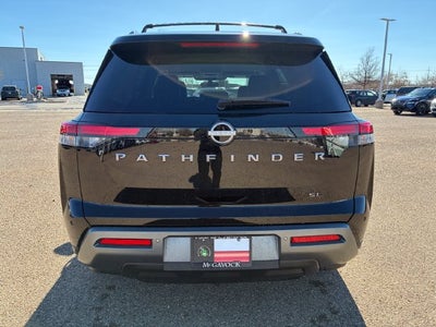 2026 Nissan Pathfinder SL