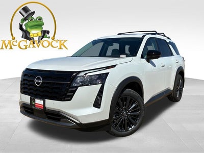 2026 Nissan Pathfinder SL