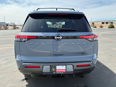 2026 Nissan Pathfinder Platinum