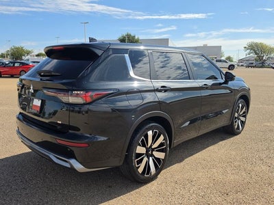 2025 Mitsubishi Outlander SE