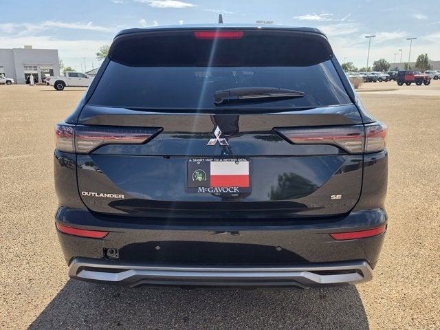 2025 Mitsubishi Outlander SE