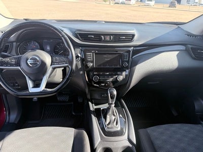 2022 Nissan Rogue Sport SV