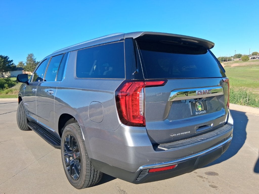 2021 GMC Yukon XL SLT