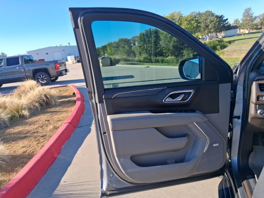 2021 GMC Yukon XL SLT