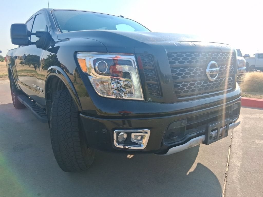 2019 Nissan Titan PRO-4X