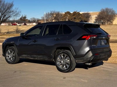 2021 Toyota RAV4 XLE Premium