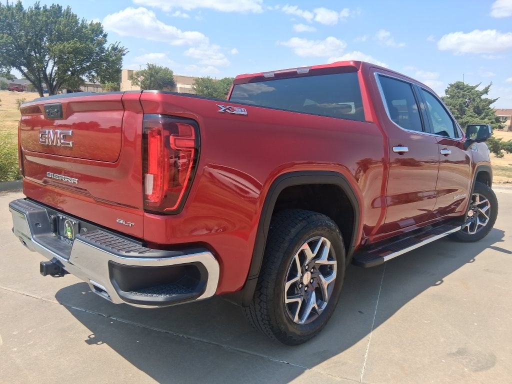 2025 GMC Sierra 1500 SLT