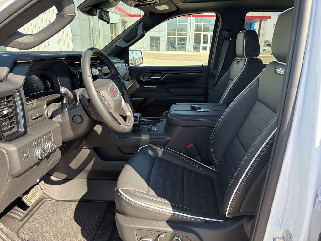 2025 GMC Sierra 1500 AT4X