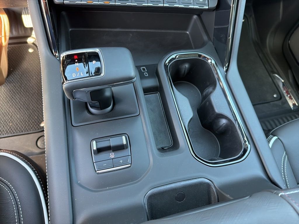 2025 GMC Sierra 1500 AT4X