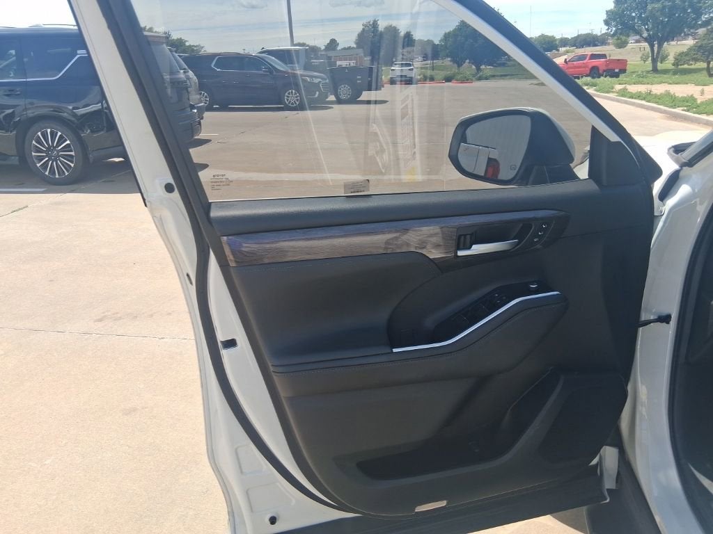 2021 Toyota Highlander Hybrid Limited