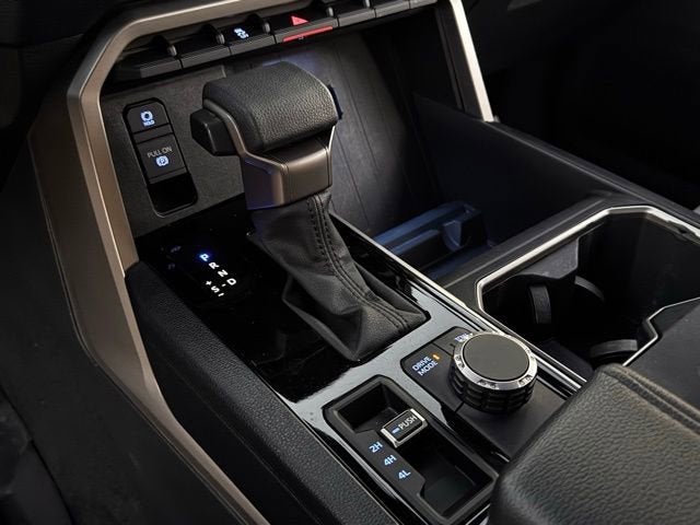 2023 Toyota Tundra 4WD SR5