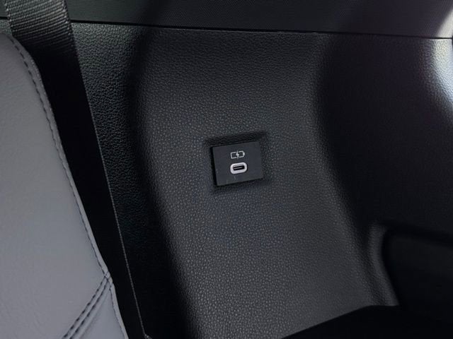 2025 Toyota Sequoia SR5